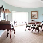 Rockfield House 公寓 *